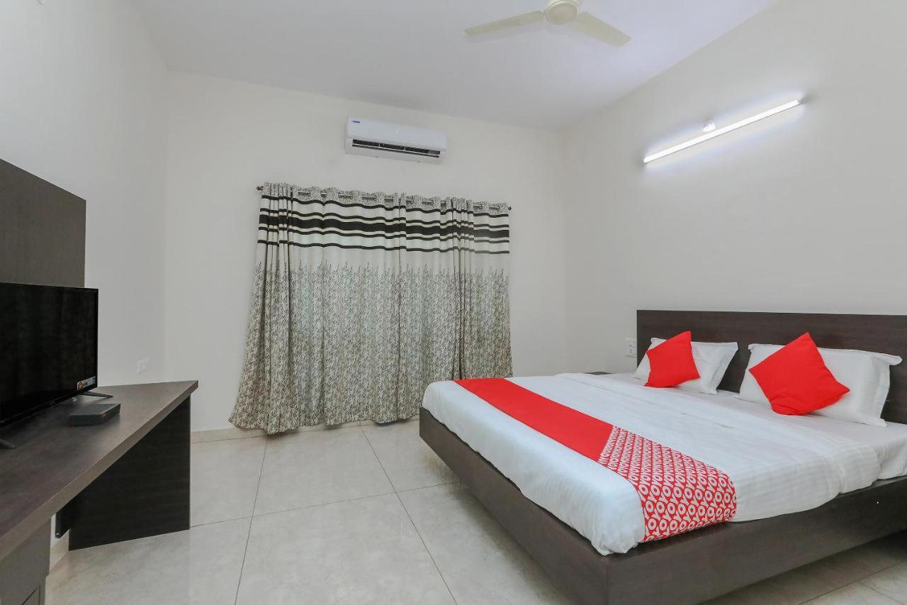 Nanjangud Oyo 22211 Shree Ankanatheshwara Residency酒店 外观 照片